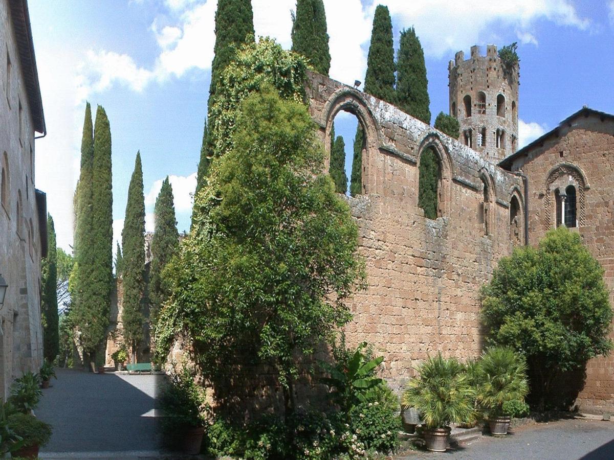 Hotel La Badia Di Orvieto Exterior foto