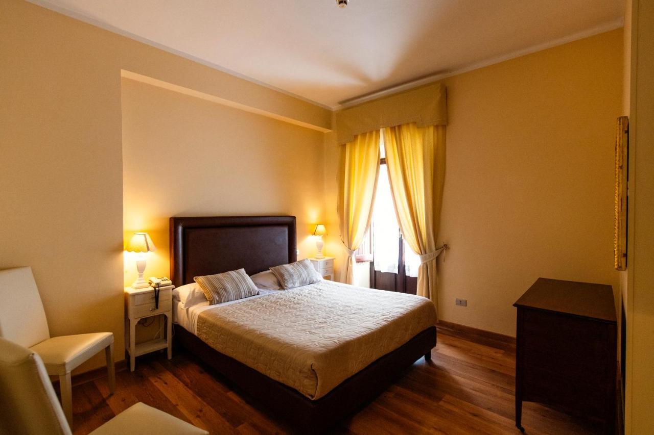 Hotel La Badia Di Orvieto Zimmer foto