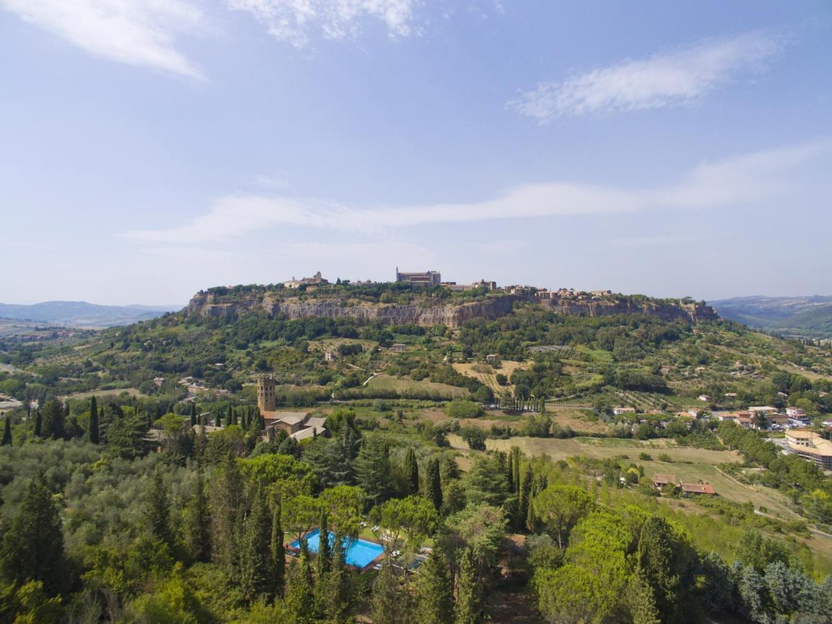 Hotel La Badia Di Orvieto Exterior foto