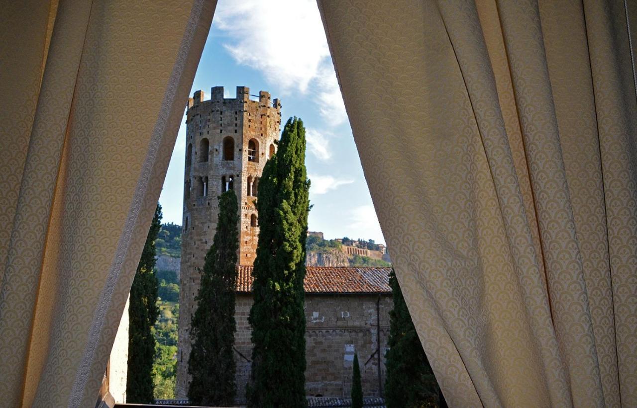 Hotel La Badia Di Orvieto Exterior foto